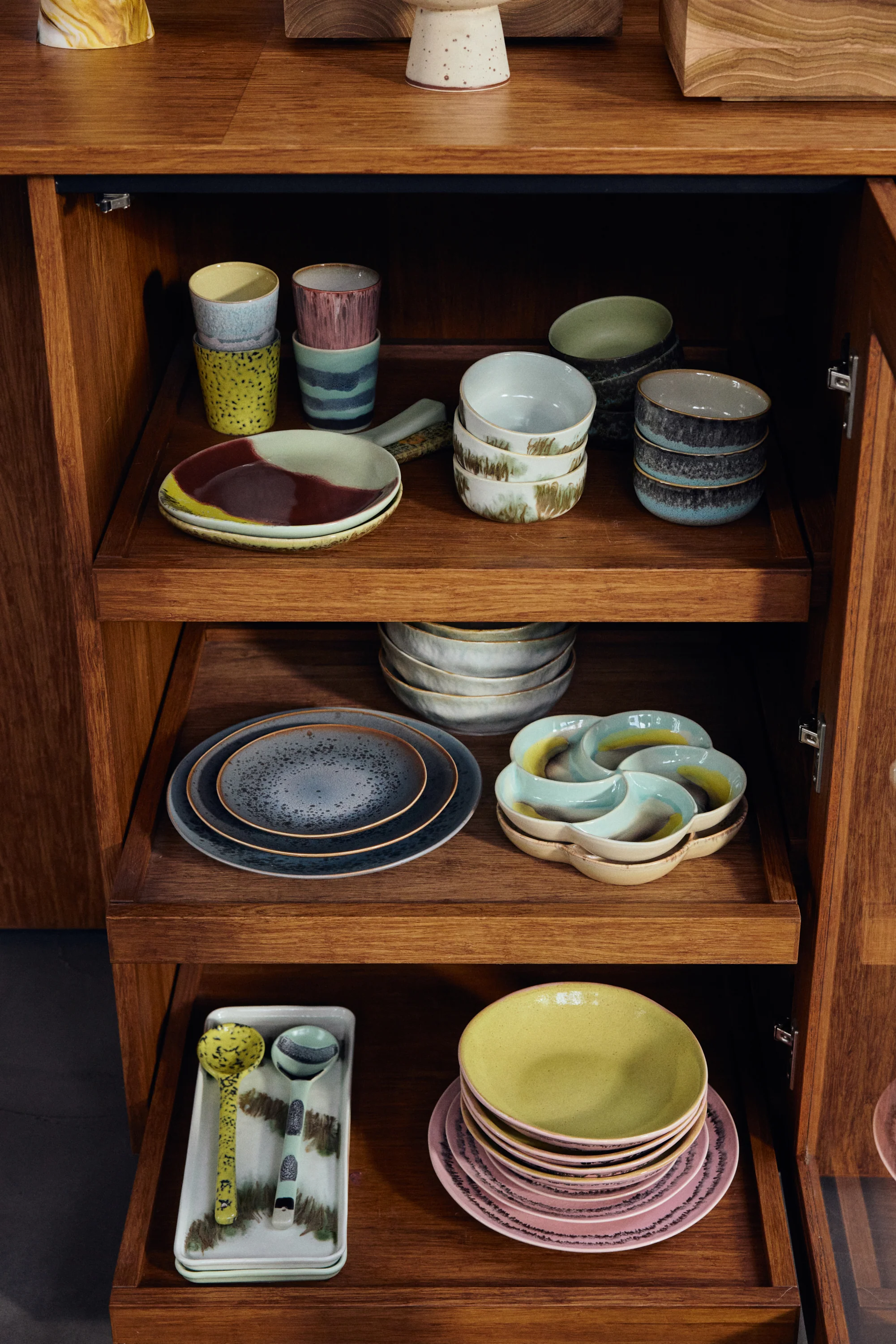 70’s Ceramics: Snack Tray, Glint - Image 4