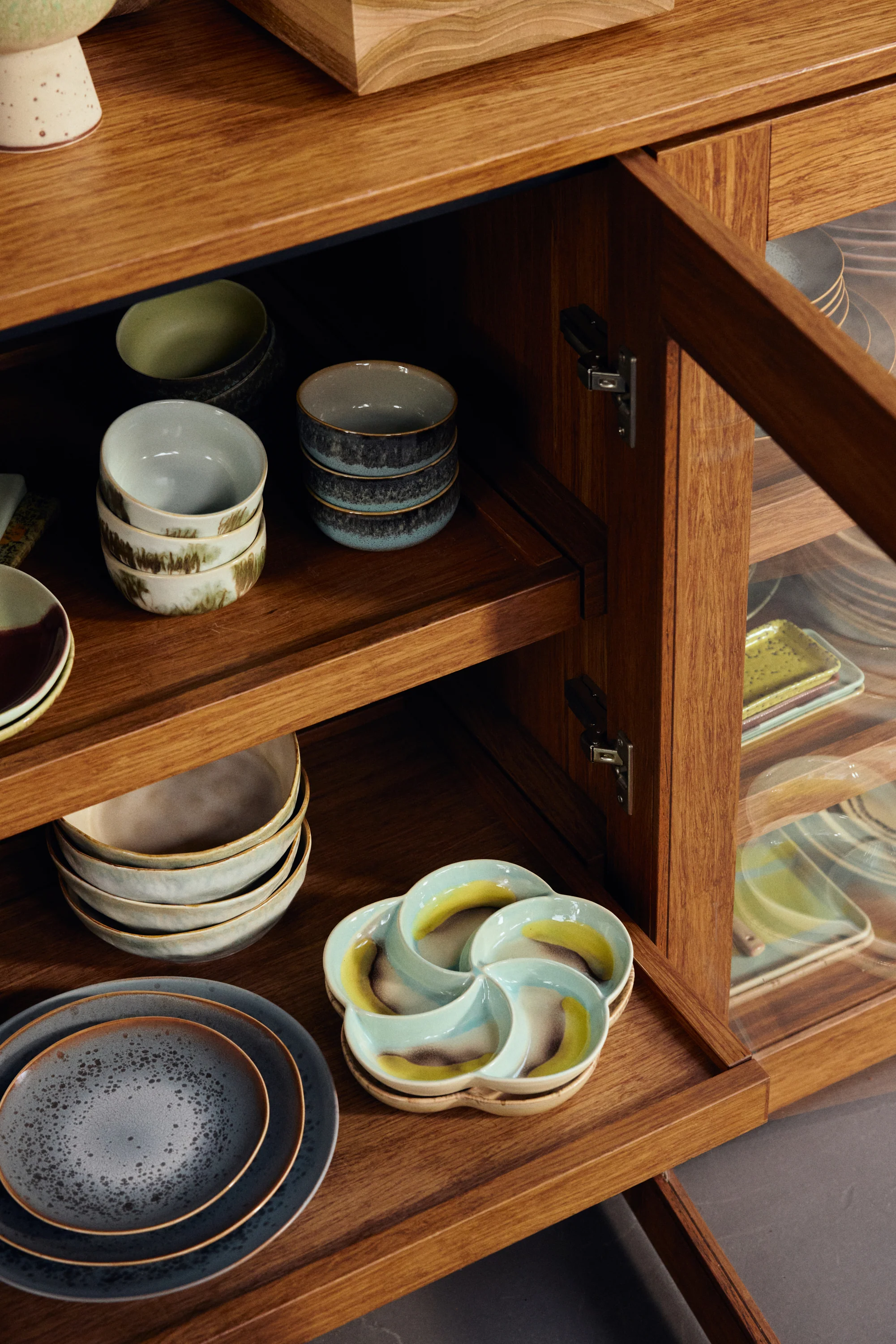 70’s Ceramics: Snack Tray, Glint - Image 6