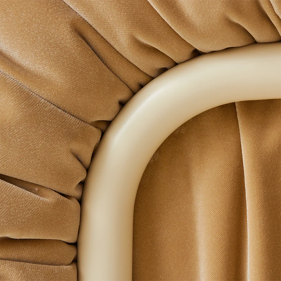 Arc Lounge Fauteuil, Frame Sand, Royal Velvet, Cream - Image 5