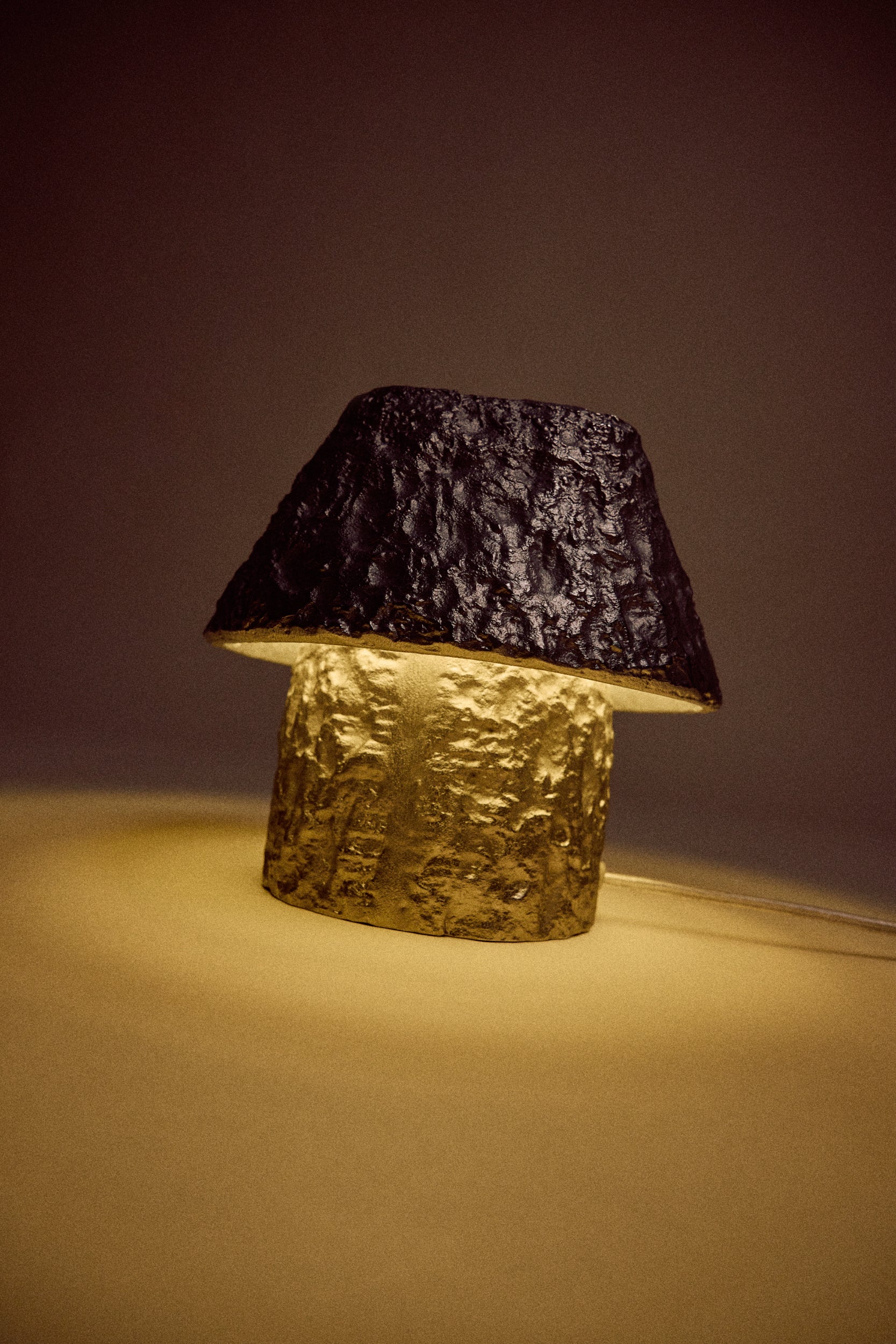 Artefact Aluminum Table Lamp - Image 3