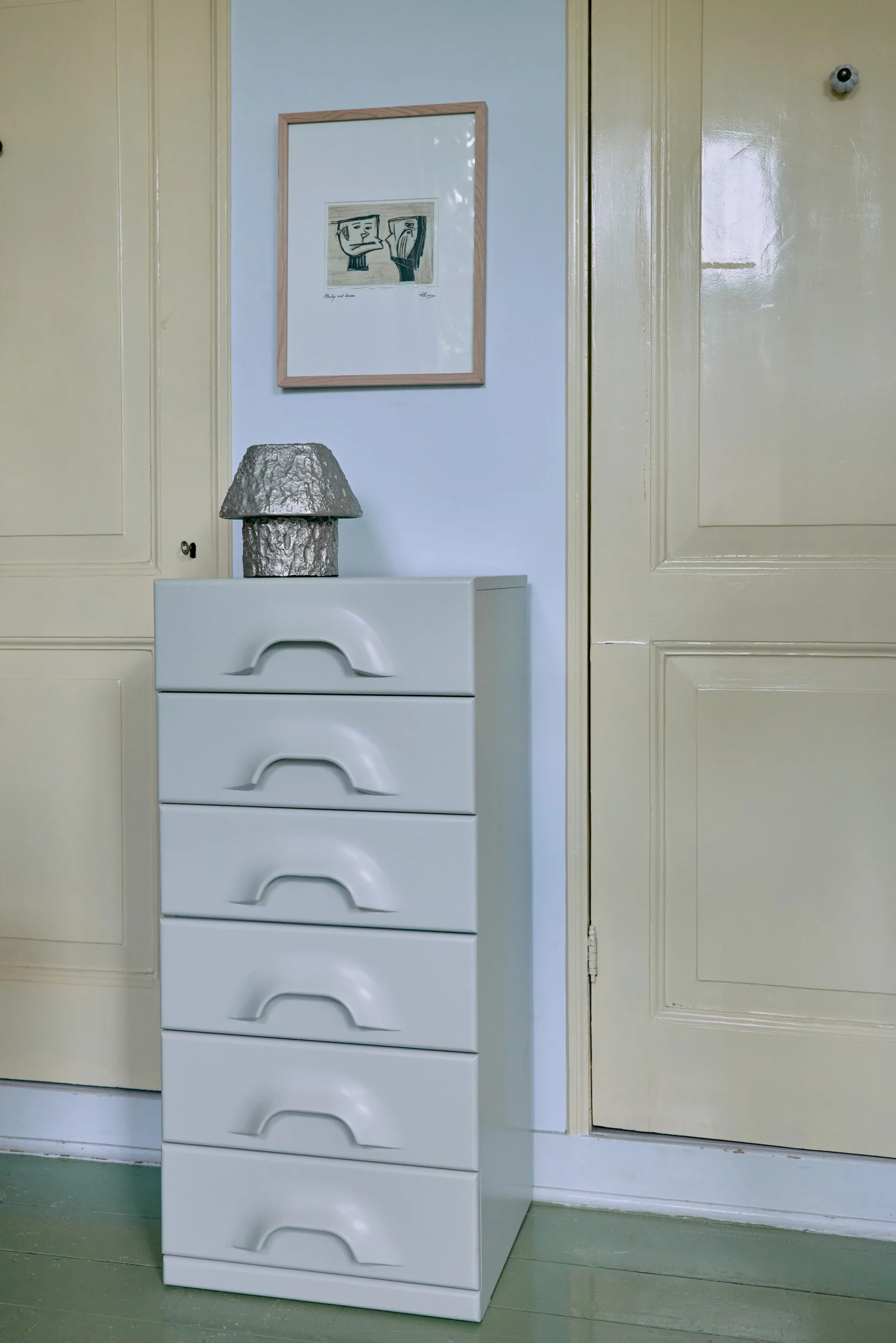 Artefact Aluminum Table Lamp - Image 6