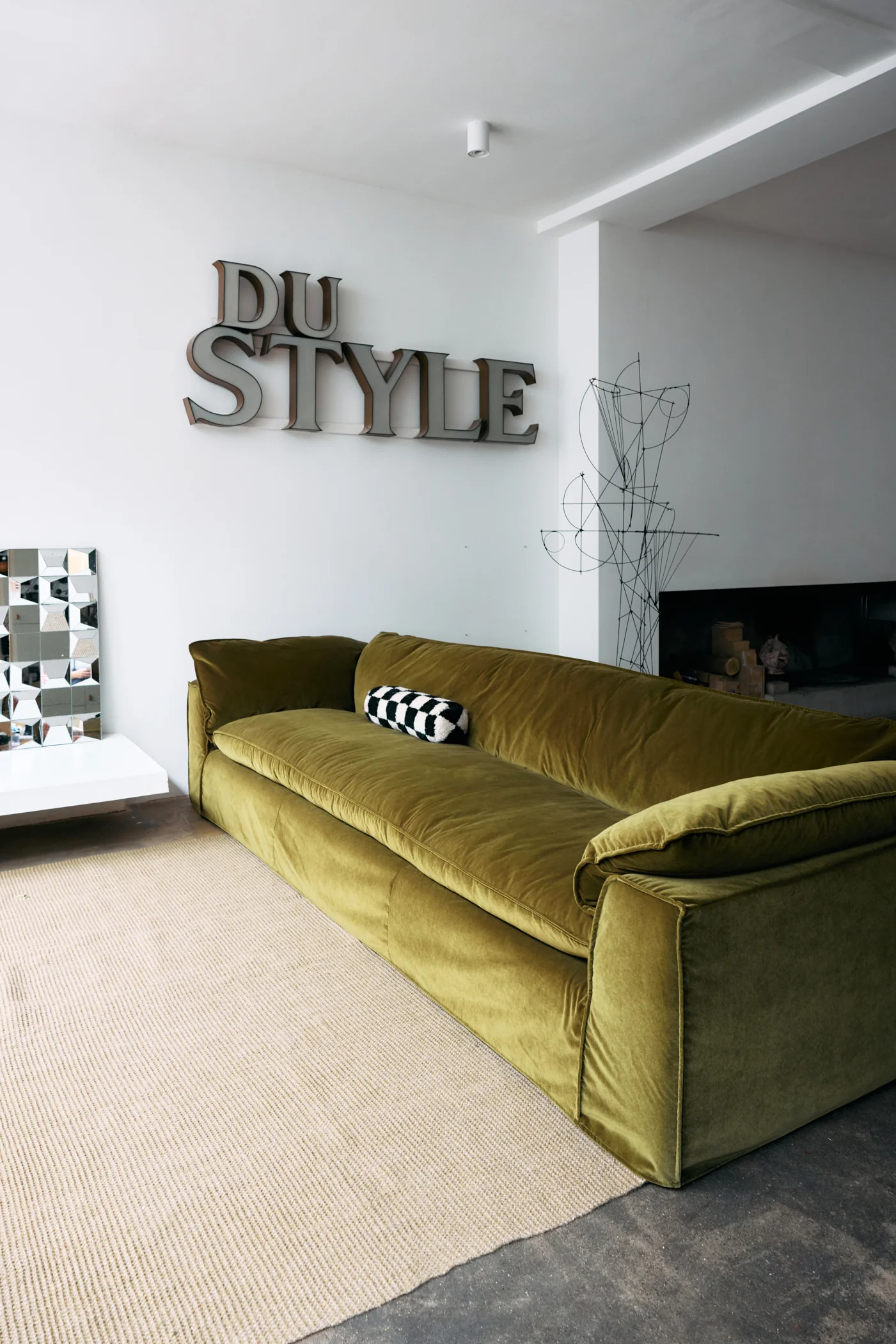 Jute Rug, Natural (150x240cm) - Image 4