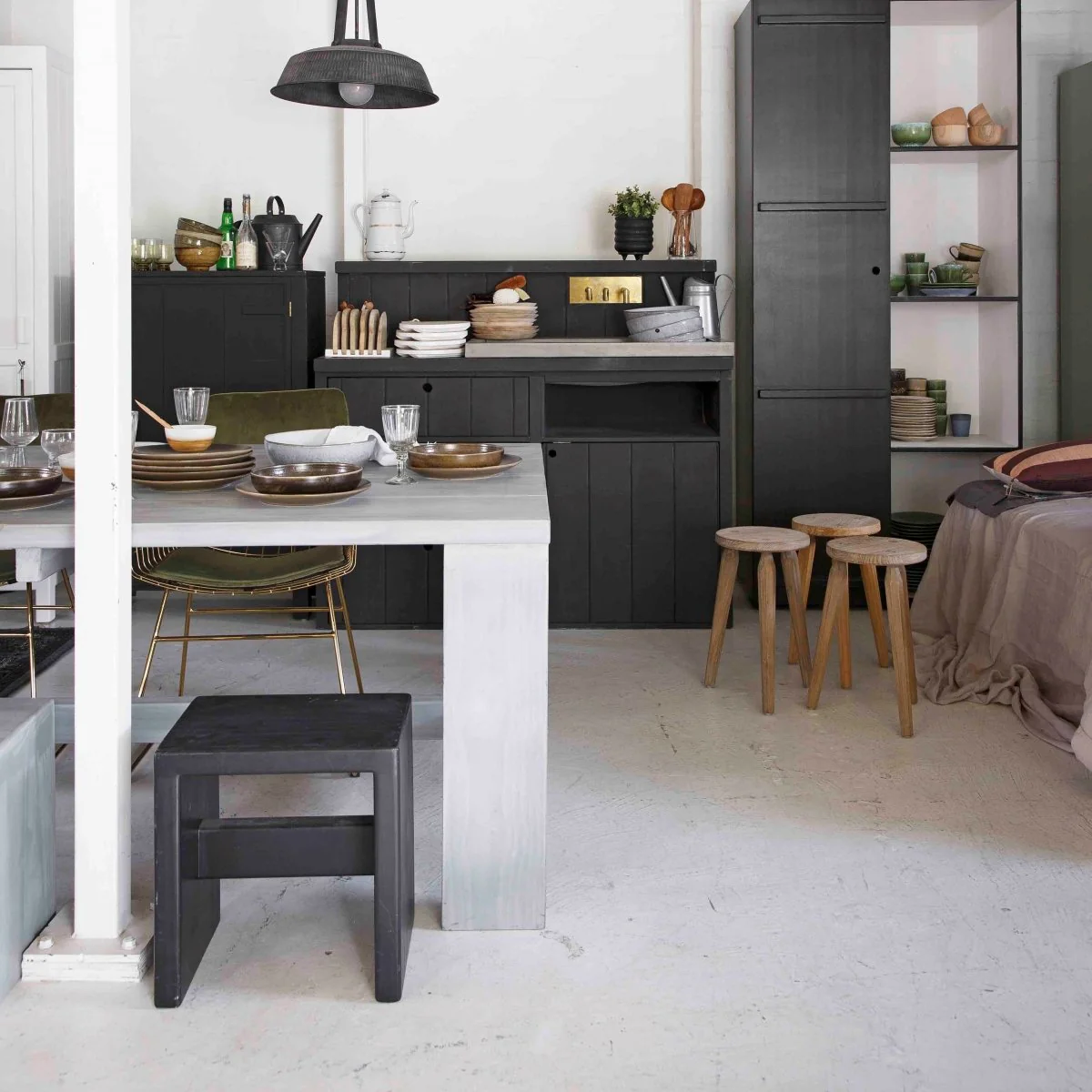 Levi Cafe Stool - Image 4