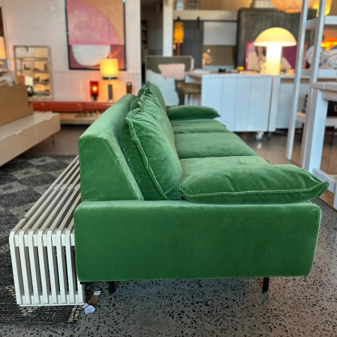 Retro Sofa: 4- Seats, Royal Velvet, Green - Image 7