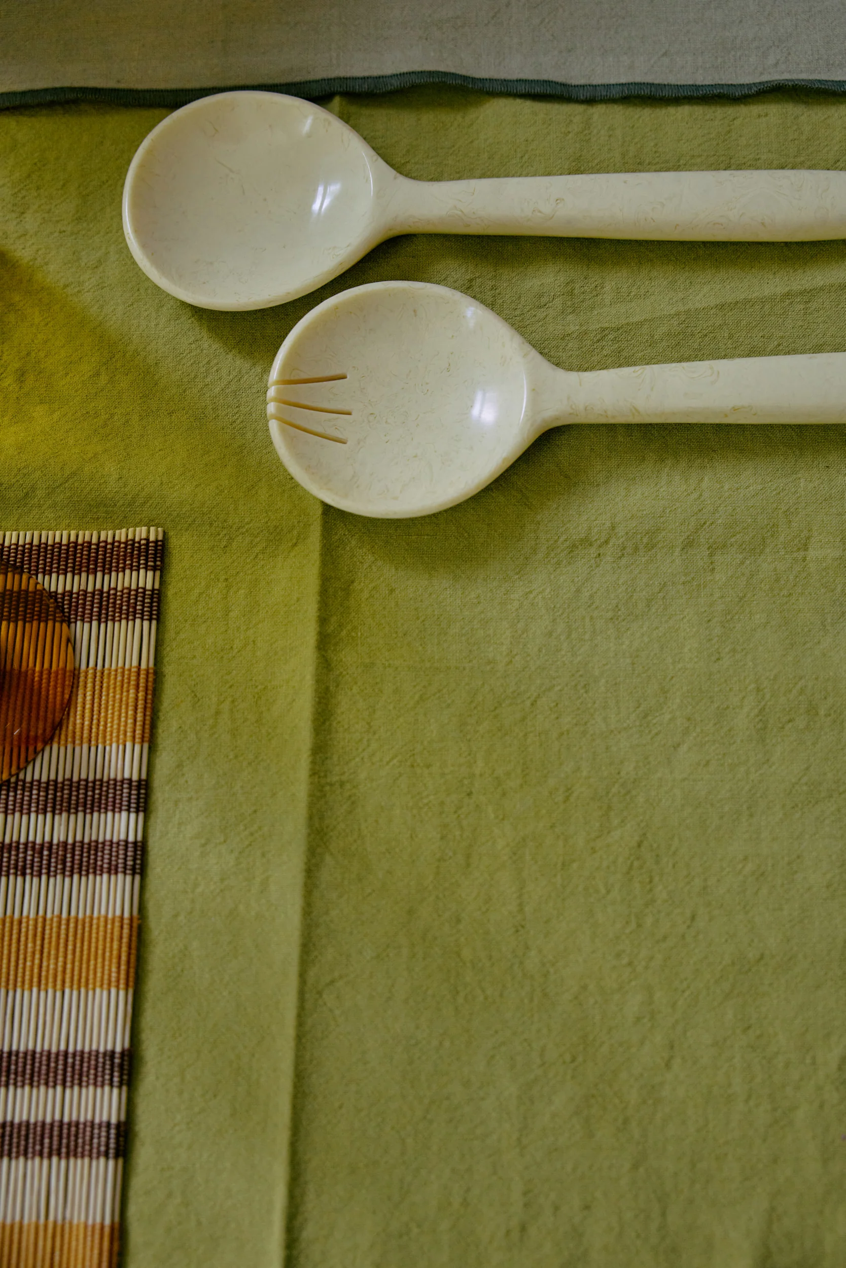 Salad Cutlery, Vanilla (Set of 2) - Image 3