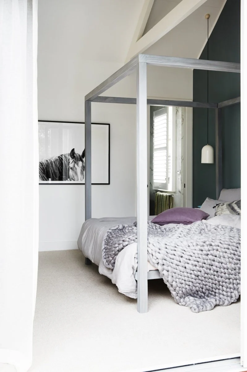 Sophia Four Poster Bed - Image 10