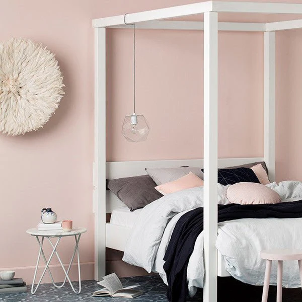 Sophia Four Poster Bed - Image 7