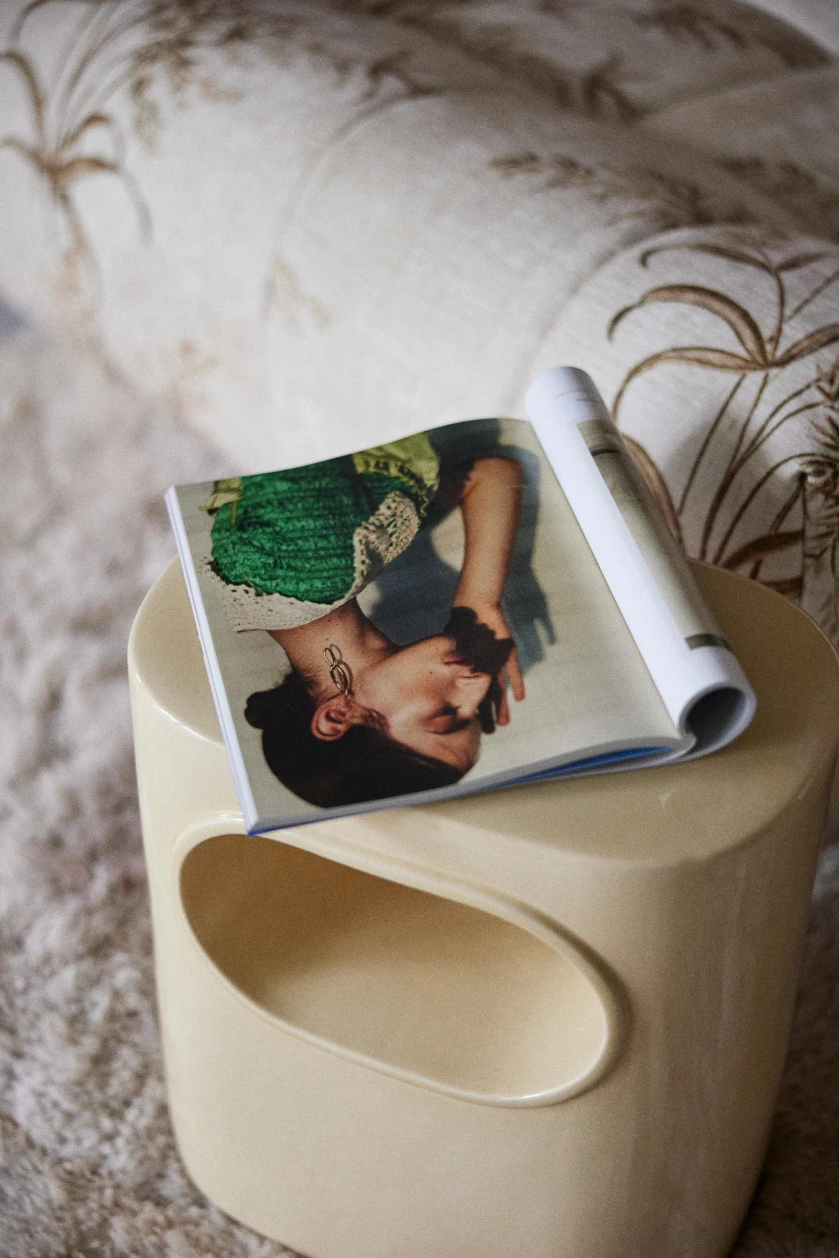 Space Side Table Cream - Image 4
