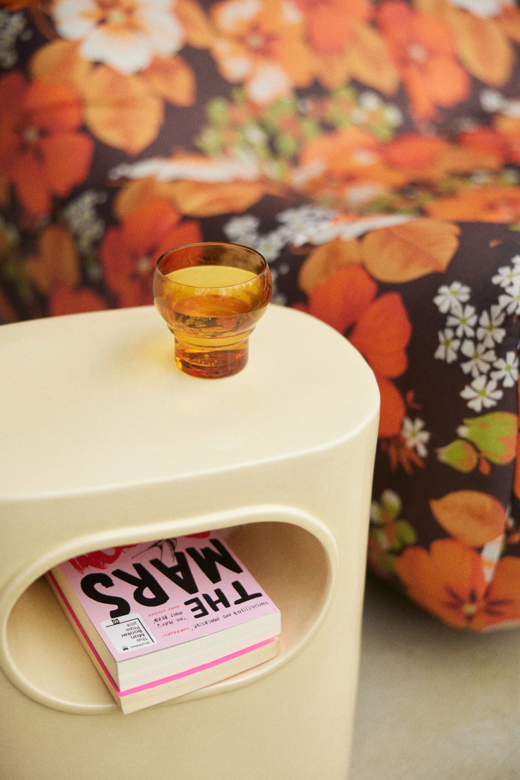 Space Side Table Cream - Image 5