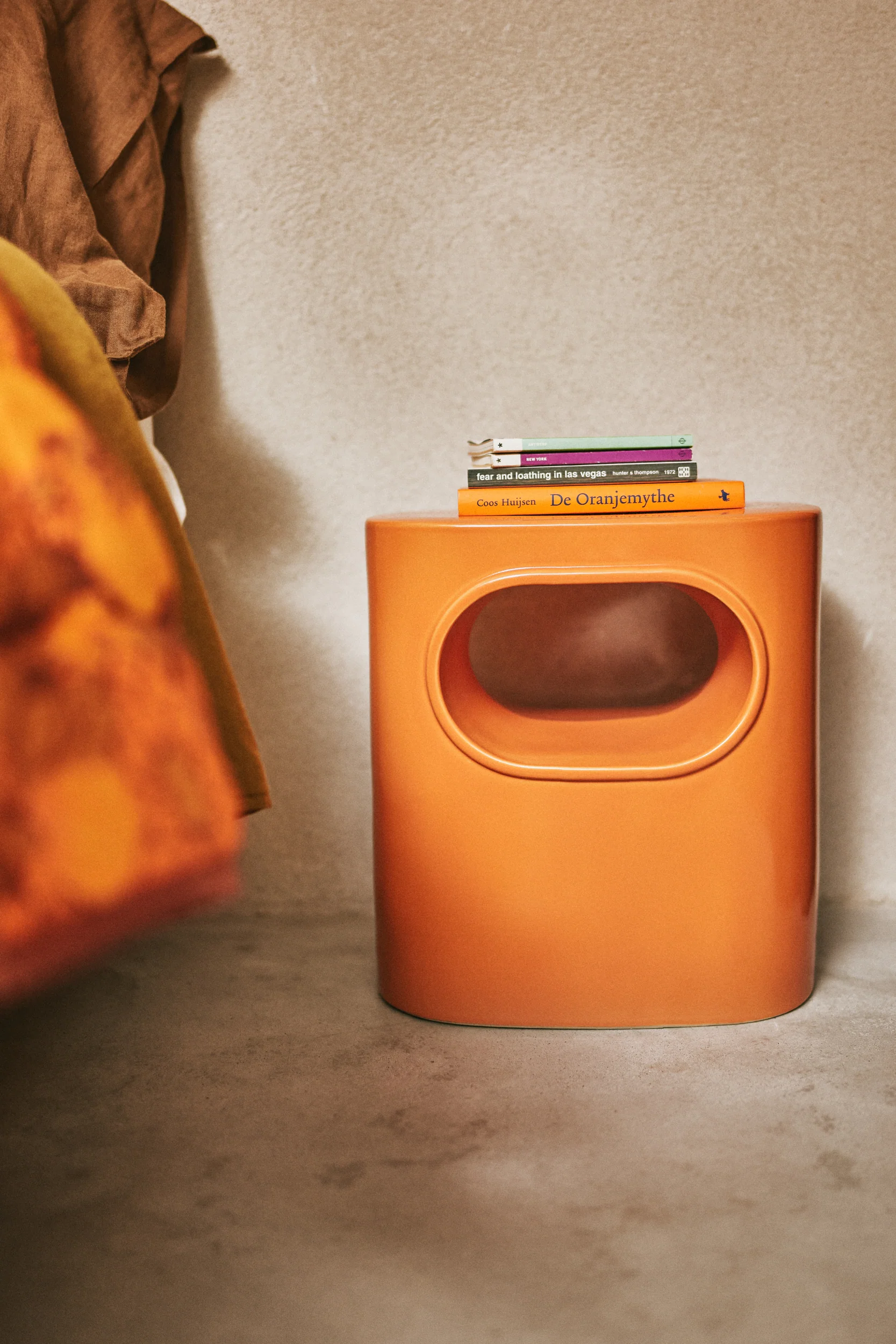 Space Side Table Orange - Image 4
